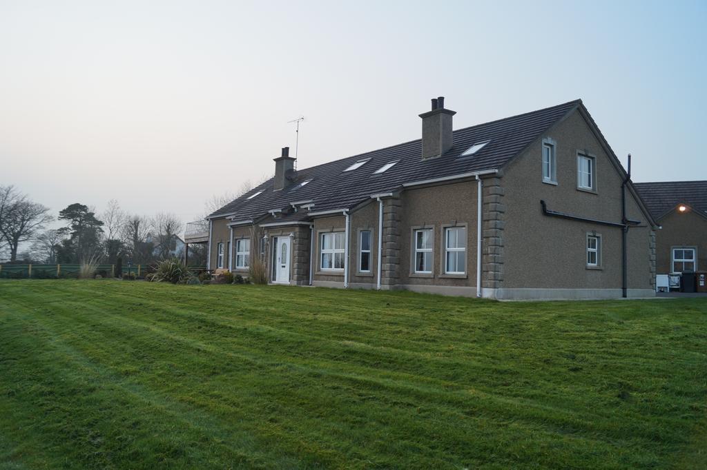 Clonmurr B&B Ballyroney ภายนอก รูปภาพ